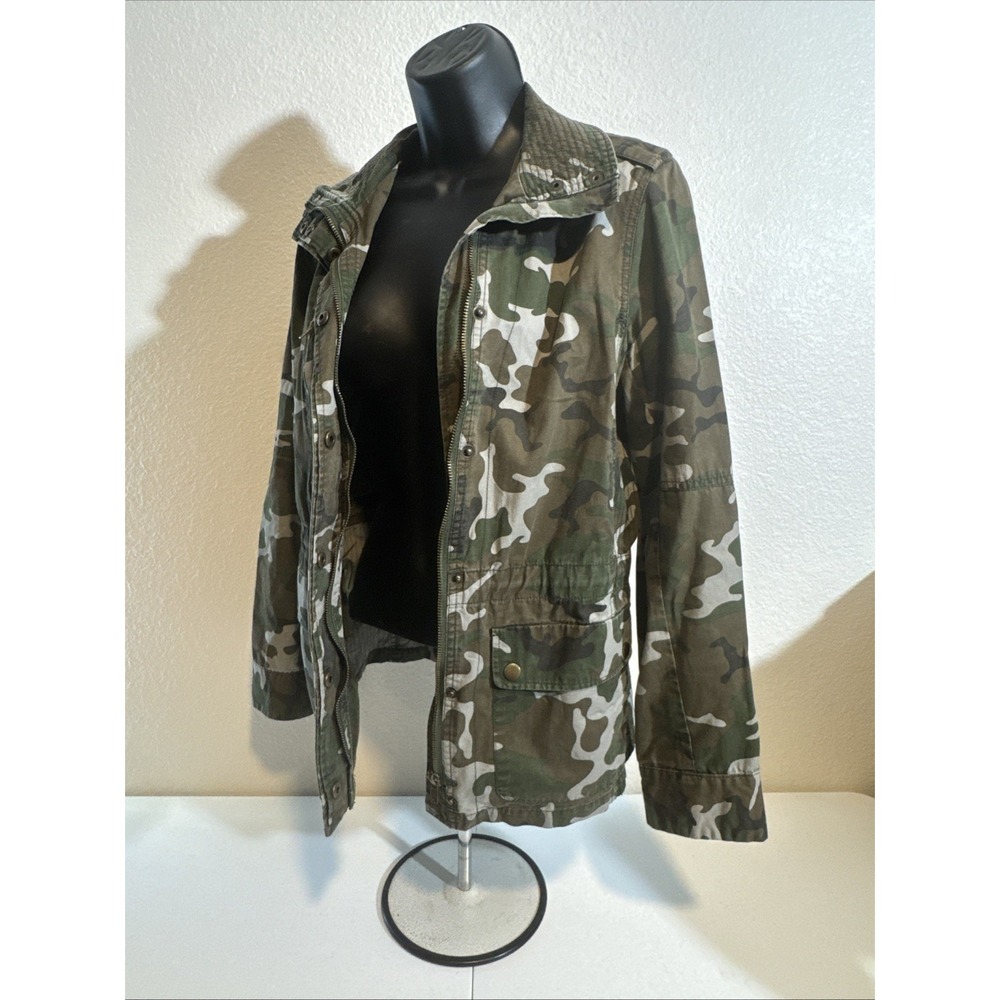 Womens Chore Coat Camo Jacket Size Medium Army Camouflage Military Love Tree - Picture 9 of 16
